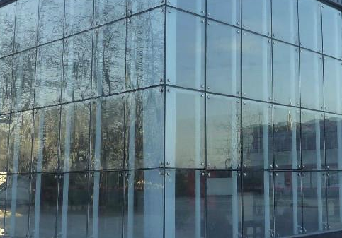 pc材料做的耐力板墻幕